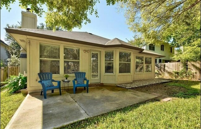 Building Photo - 1312 Strickland Dr