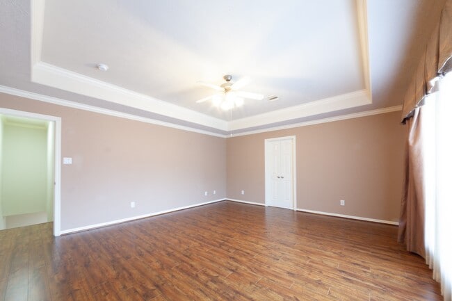 Building Photo - 3206 Holly Thicket Dr