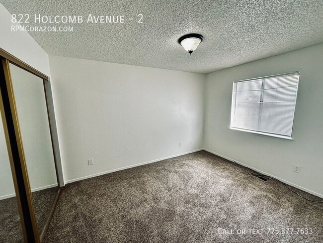 Building Photo - 822 Holcomb Ave