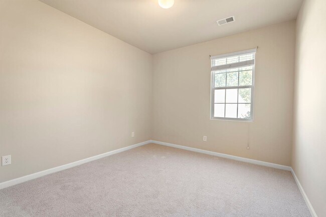 Building Photo - True Ranch Style Living! 2018 Built! 2300+ Square Foot in Swim/Tennis Community