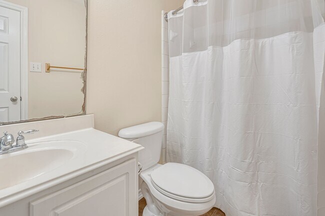 Building Photo - 6213 Stoney Creek Dr