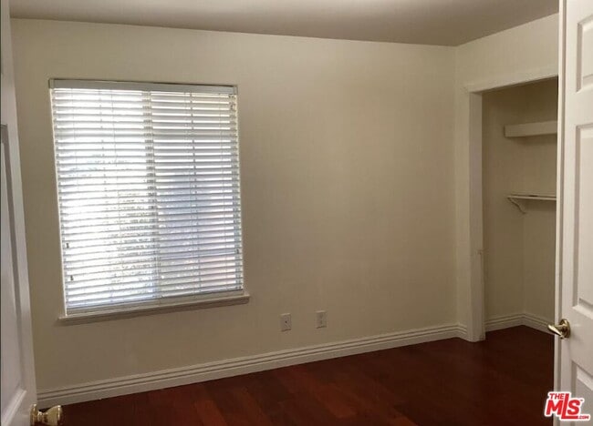 Building Photo - 2657 Sandstone Ct
