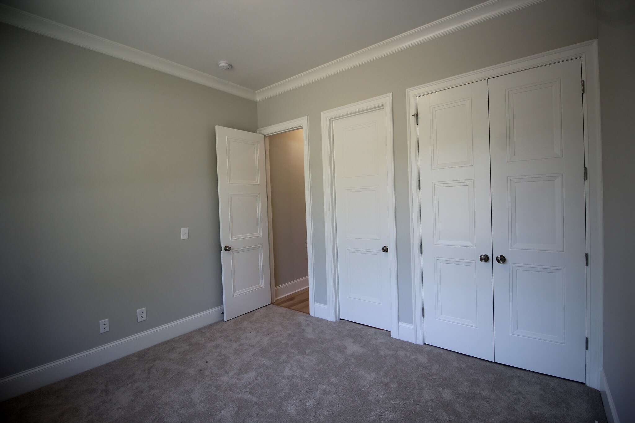 Building Photo - Room in House on Phelps West Rd