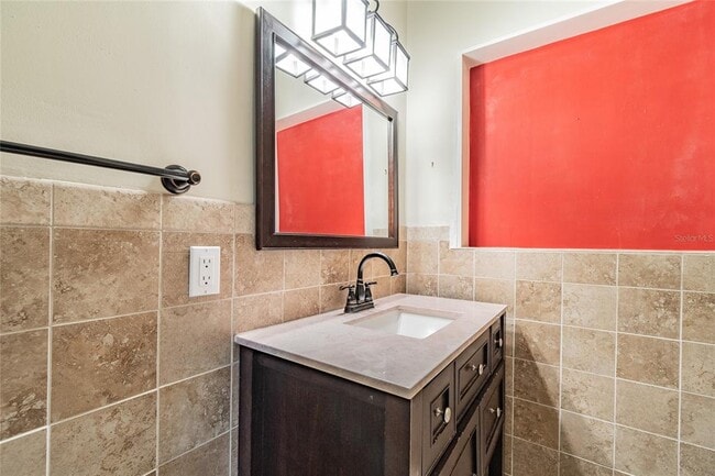 Building Photo - 303 Wildwood Way