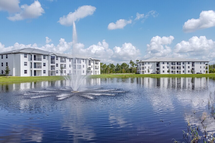 Vistas at Eastwood 4985 Eastwood Green St Fort Myers FL 33905