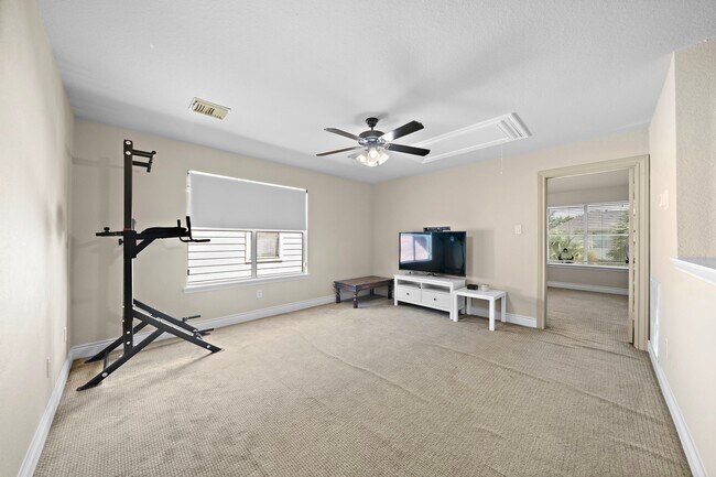 Building Photo - 22634 Cascade Springs Dr