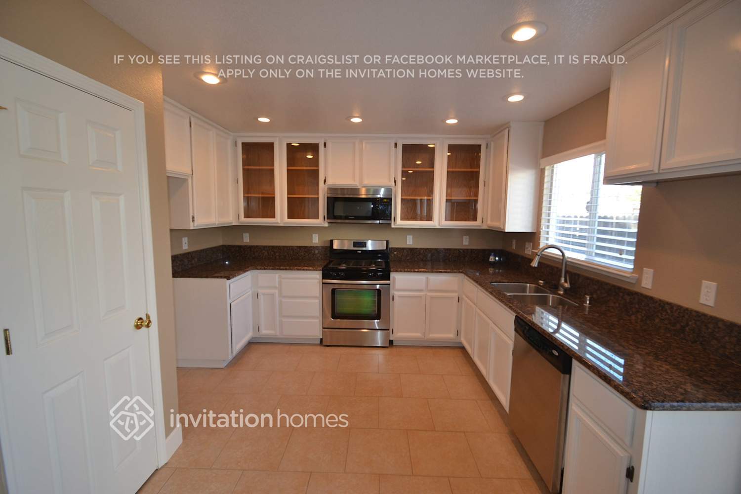 Building Photo - 823 Marsh Creek Dr