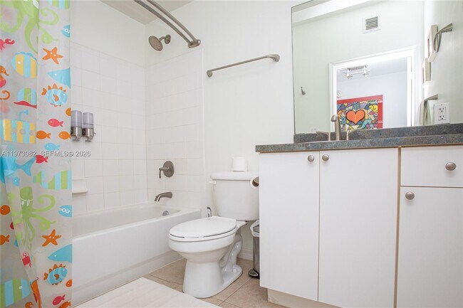 Building Photo - 9172 Collins Ave