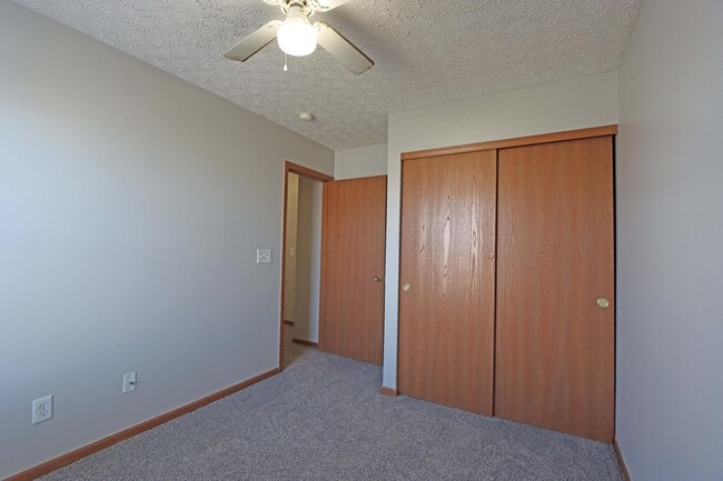 Building Photo - 4897 Nieles Edge Dr