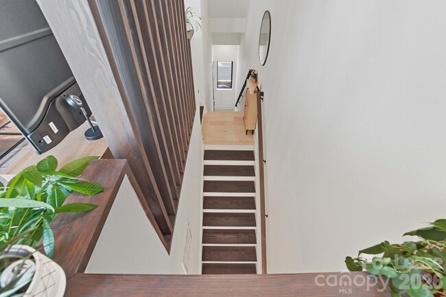 Building Photo - 1003 Zinc Ln