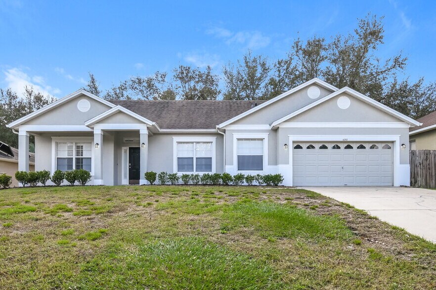 Primary Photo - 1030 Trailside Ct