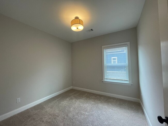 Building Photo - Mimms Trail