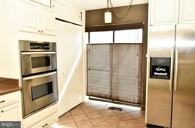 Building Photo - 10168 Placid Lake Ct