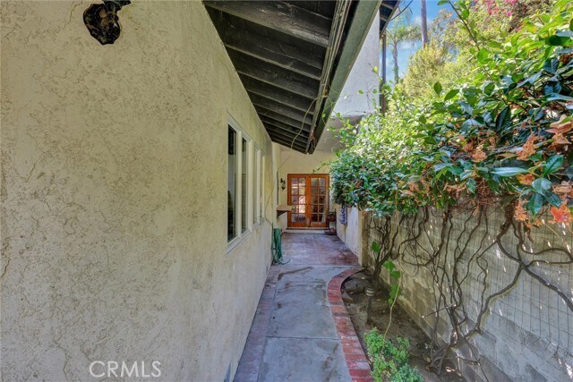 Building Photo - 14205 Bronte Dr