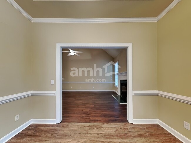 Building Photo - 1100 Secotan Pl