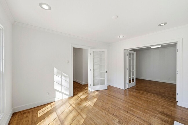 Building Photo - Charming Two Bedroom Condo in Dolores Heights - Please Contact for Showing Availability!