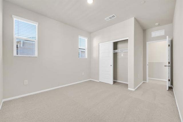 Building Photo - 28381 Via Solero