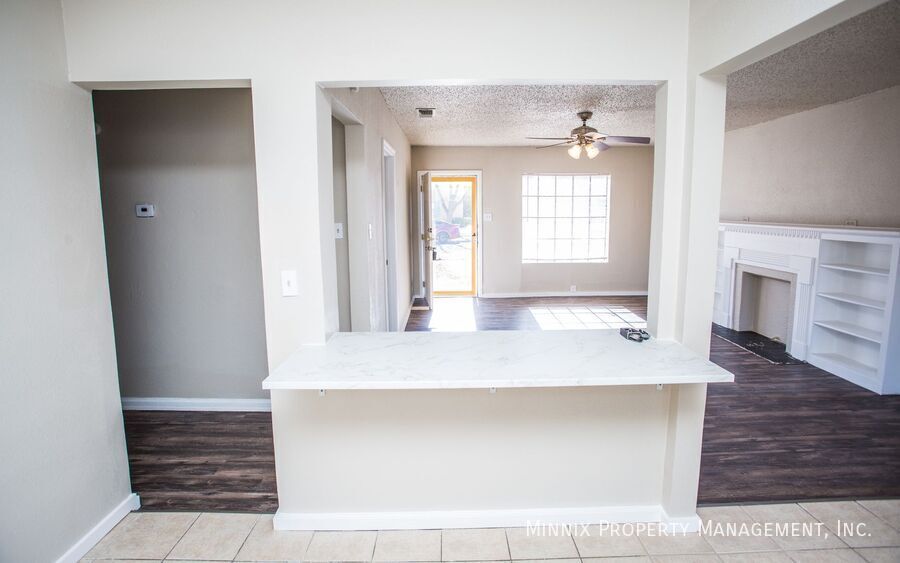 Building Photo - 1910 28th St