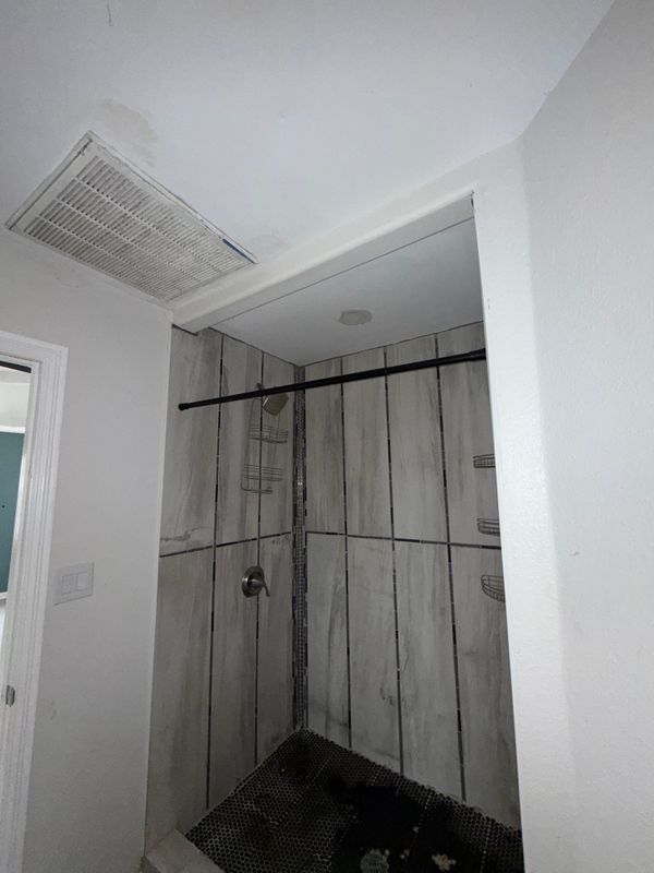 Building Photo - 421 Richmond Dr