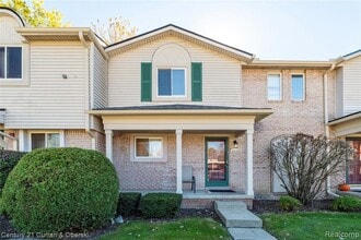 Building Photo - 44543 Savery Dr