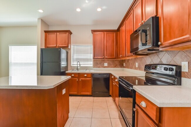 Building Photo - 317 Appaloosa Ct