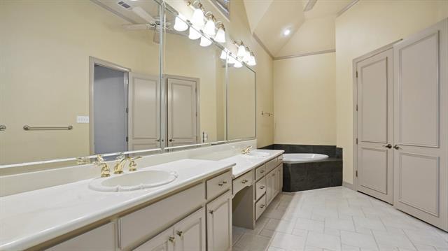 Building Photo - 104 Stonehaven Ct