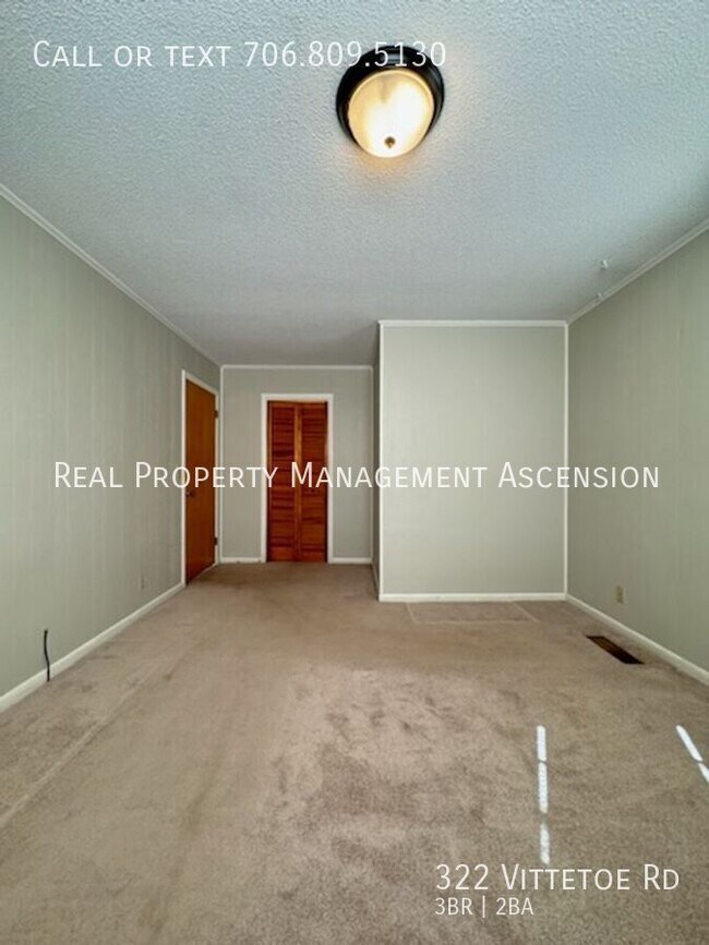 Building Photo - 322 Vittetoe Rd