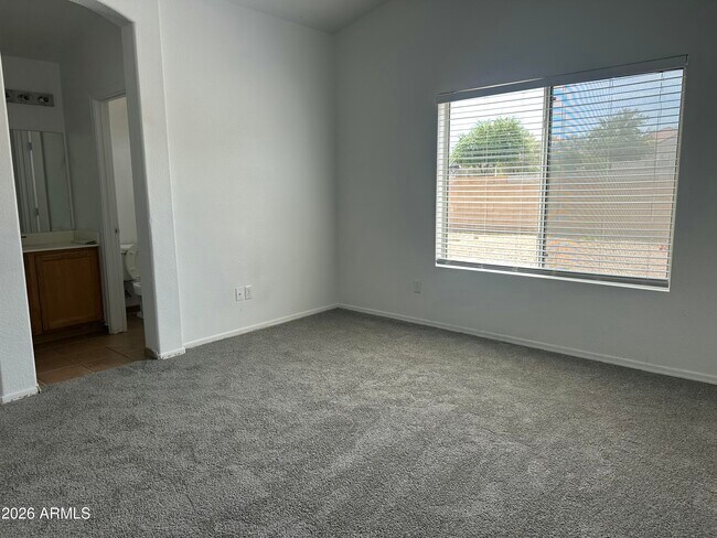 Building Photo - 1203 W Kesler Ln