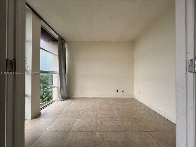 Building Photo - 2101 Atlantic Shores Blvd