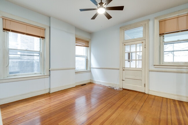 Living Area Off Kitchen - 1809 Park Ave