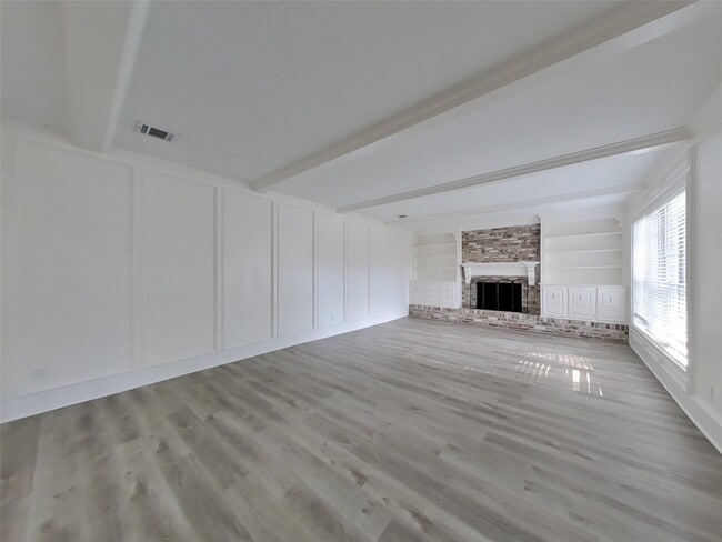 Building Photo - 15806 Crystal Brook Dr