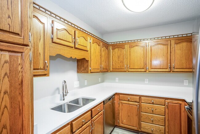 Building Photo - 6009 Burnt Mill Run