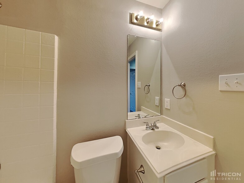 Building Photo - 314 Ohara
