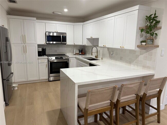 Building Photo - Southwest 125th Avenue Road, Miami, FL 33177 - 3 BR 1.5 BA single-family home