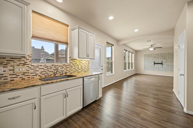 Building Photo - 17414 Aldenwilds Ln