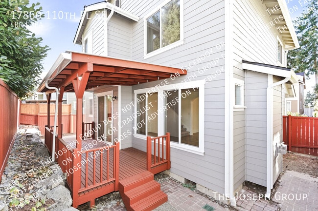 Building Photo - 17850 110th Pl SE