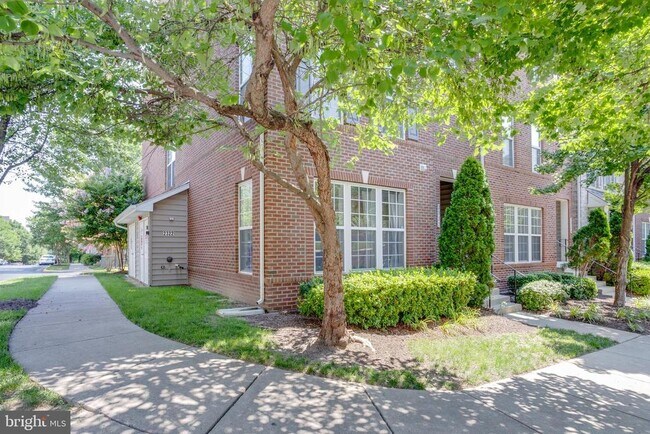 Building Photo - 2322 Merseyside Dr