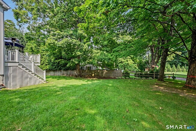 Building Photo - 1 Silvermine Rdg