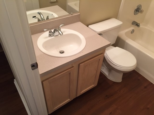 Building Photo - 578 Prindle Dr E