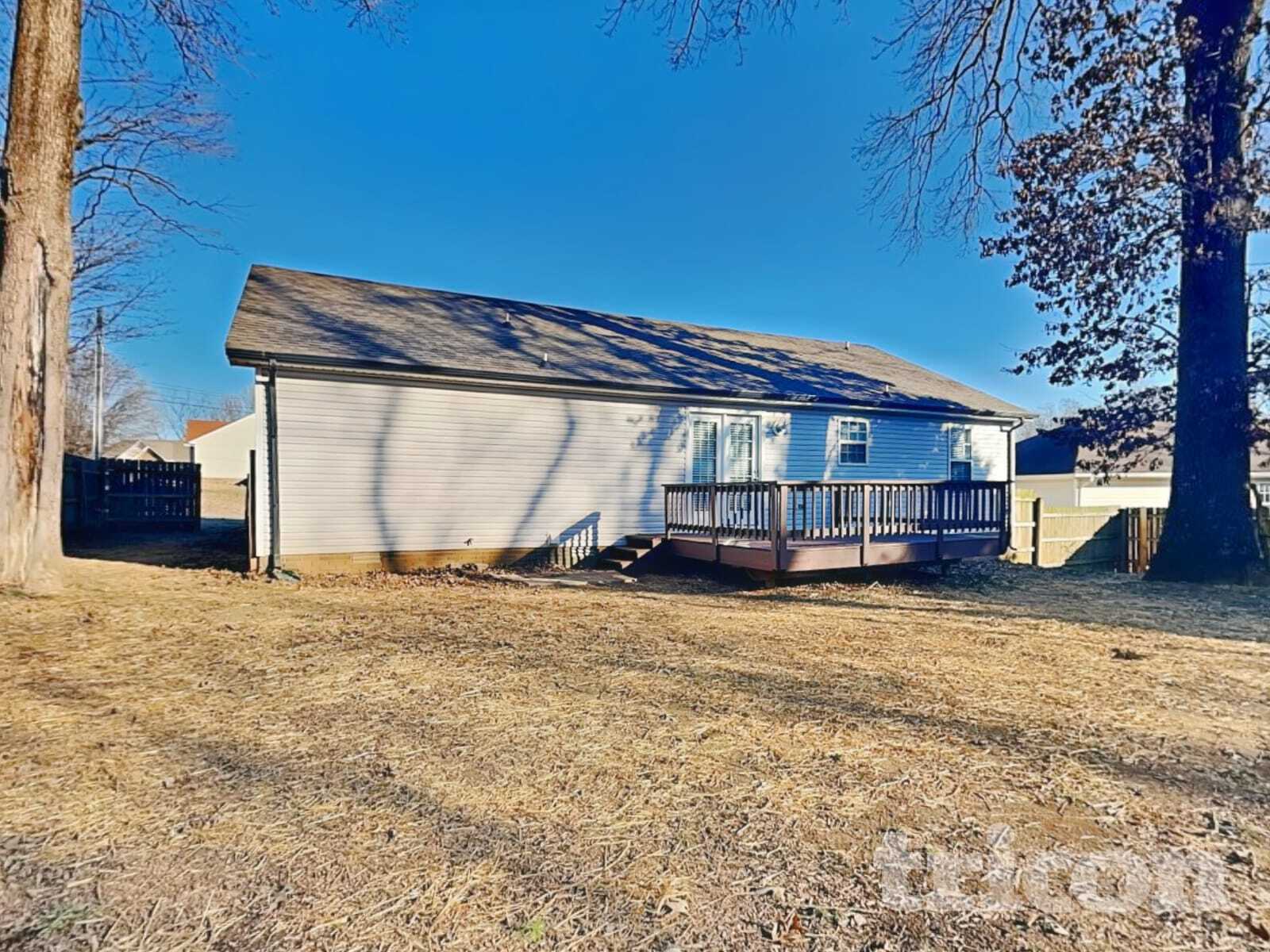 Building Photo - 622 Ashley Oaks Dr