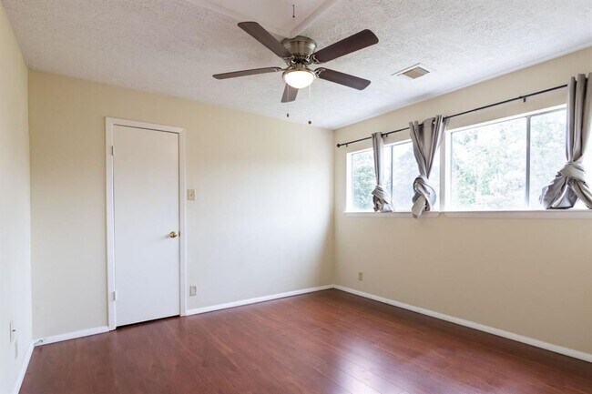 Building Photo - 17423 Baronshire Dr