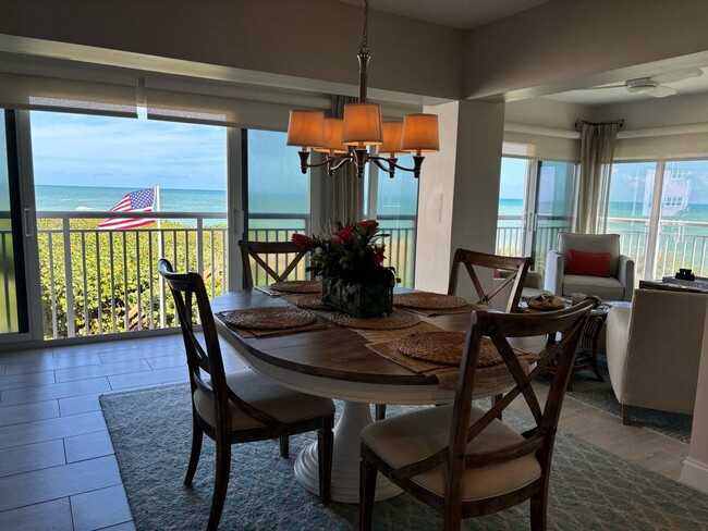 Building Photo - Hutchinson Island Rental