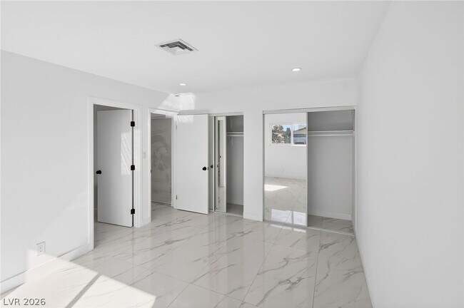 Building Photo - 4578 Churchfield Cir