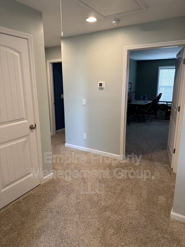 Building Photo - 341 Wahoo Cir