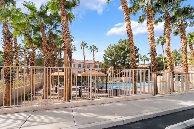 Building Photo - Charming Henderson Condo in Gated Community with Pool Access!