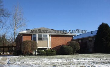 Building Photo - 6032 Ridgeacres Dr