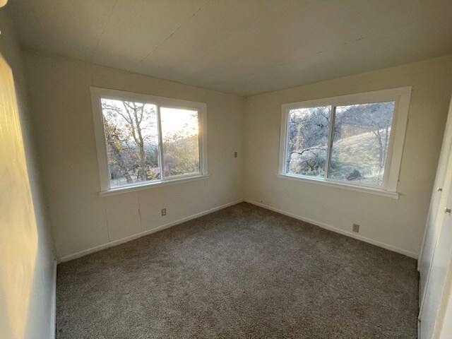 Building Photo - 44677 Rd 415