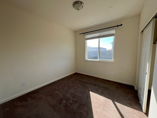 Building Photo - Beautiful 4 Bedroom Solar Home With Low Maintenance Landscaping And Updated Interior