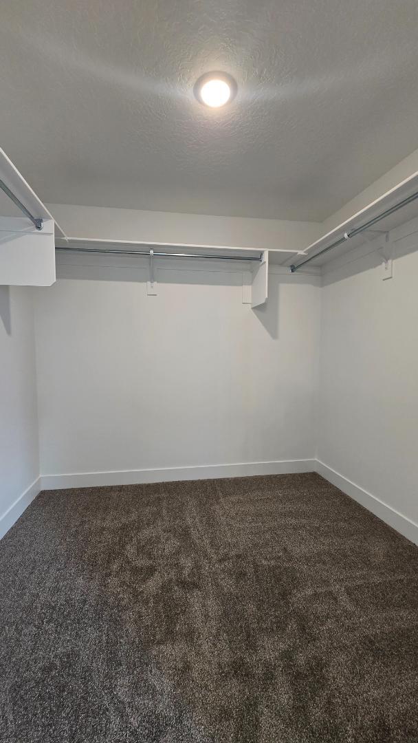 Building Photo - 1005 N 3620 W