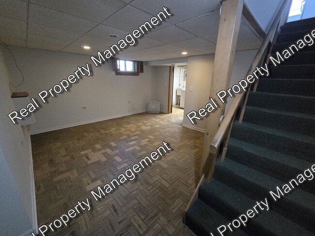 Building Photo - 2 Bedroom Duplex